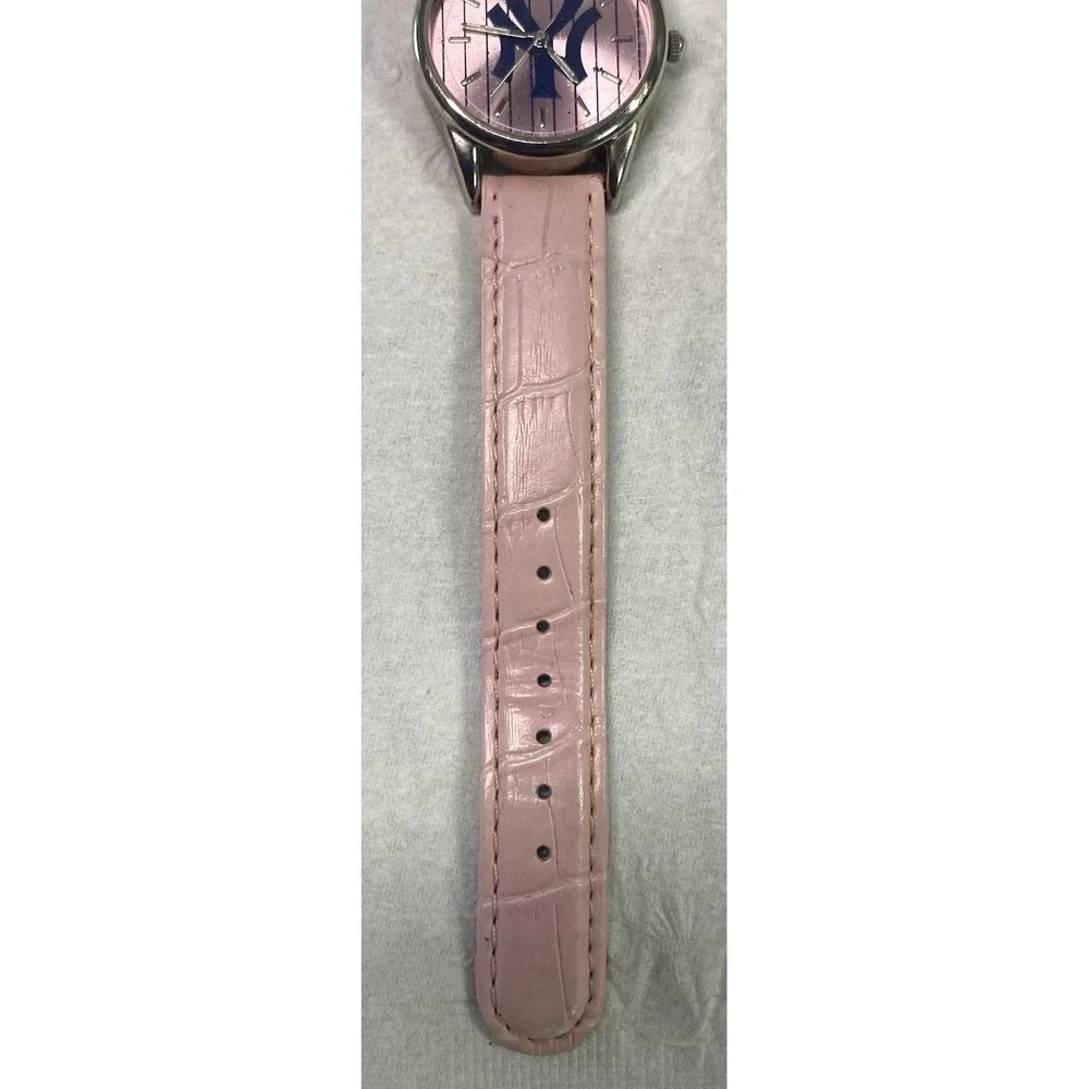 New York Yankees Womens Pink & Blue MLB Watch‎ WORKS.. Face=1.25